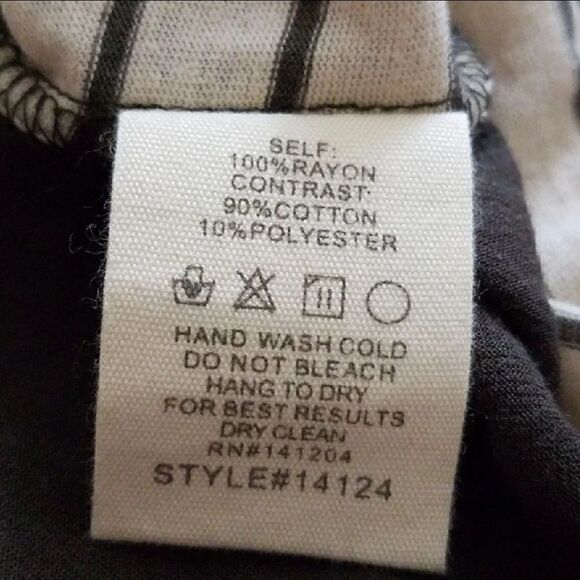 Hem & Thread Collard Top Size Small - Picture 6 of 6